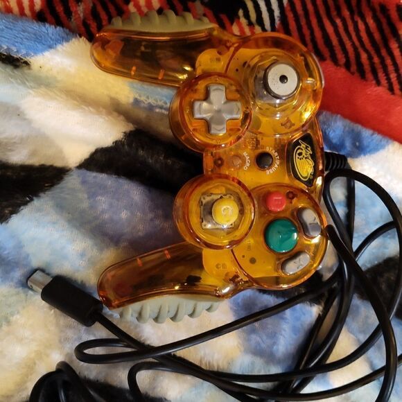 ❣️❣️*- HOSTPICK--*❣️❣️😊GameCube 1989 controller, excellent condition - Picture 2 of 4